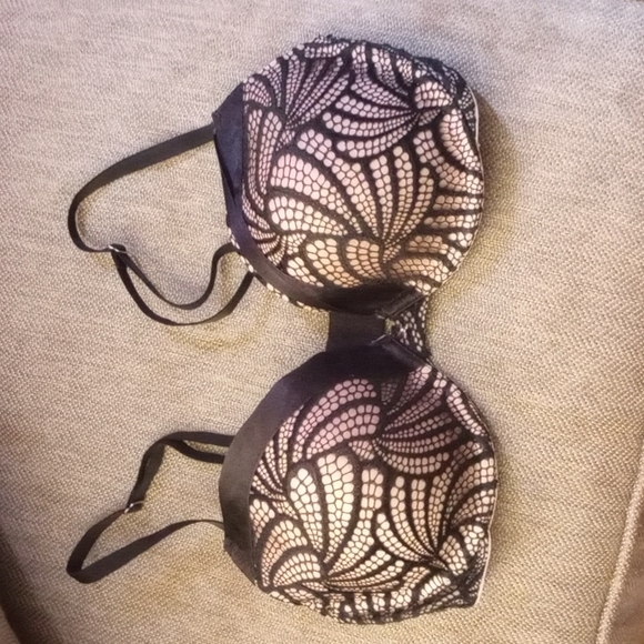 Beautiful Bra - Picture 5 of 7